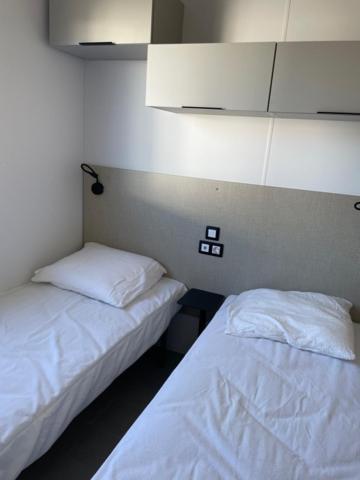 Camping Oasis Middelkerke Romy 1, 2, 3, 4 Ostenda Esterno foto